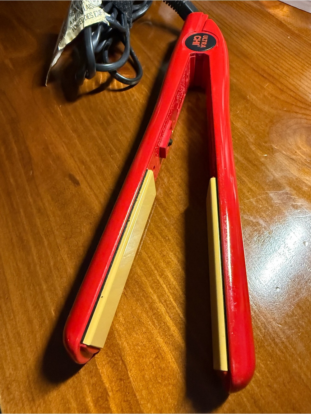ULTRA CHI Red Ceramic Mini Flat Iron for Women - Compact Styling